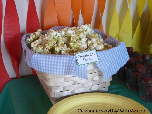 Emerald City Popcorn for Wizard of Oz Party 500x375