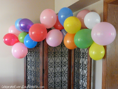 Easy Balloon Bunting - Celebrate Every Day With Me