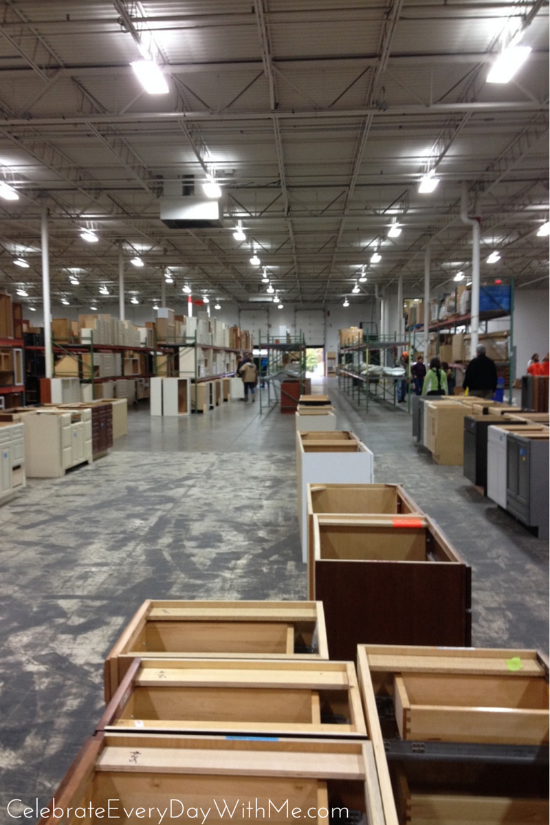 outlet cabinets for the kitchen on How To Shop The Kraftmaid Outlet Celebrate Every Day With Me