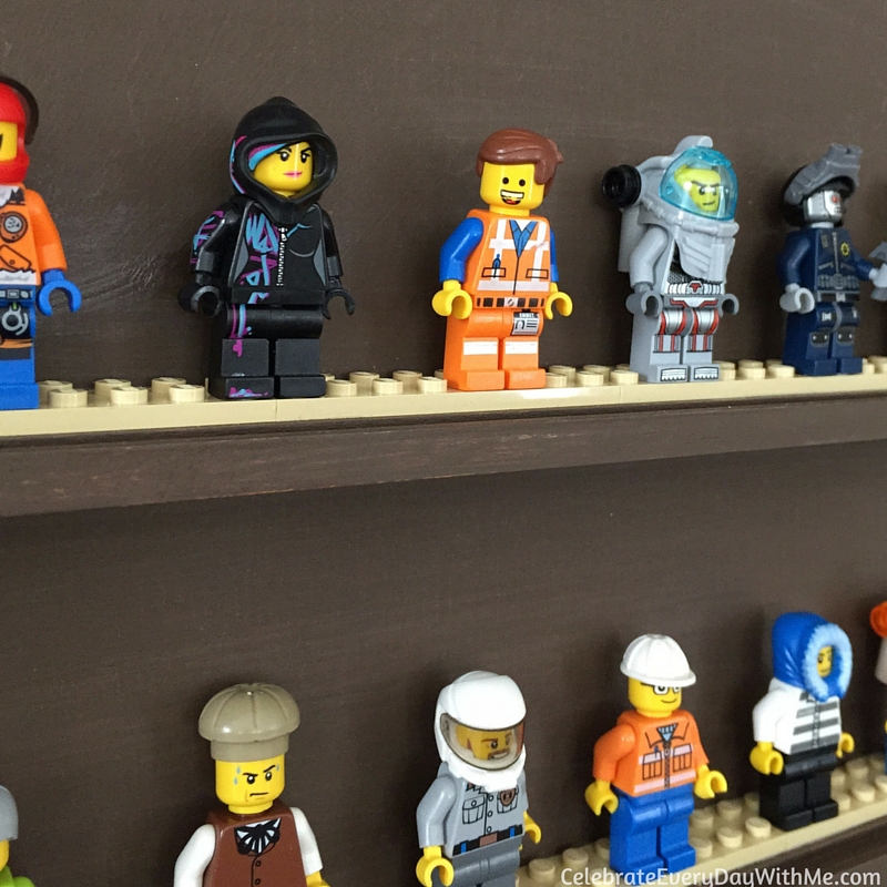 lego mini figure stand