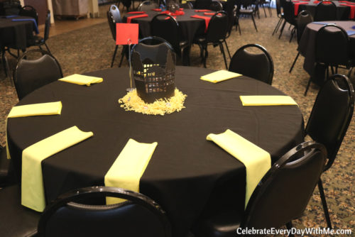Fantastic Decorating Ideas  for an Adult  Superhero  Party  